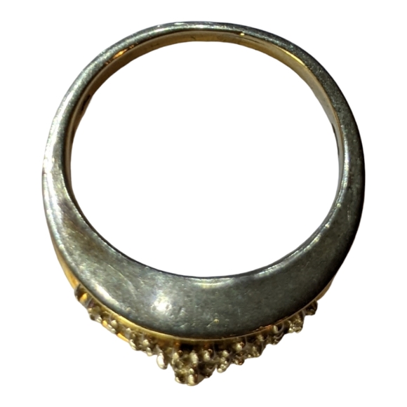 Vintage Cluster Diamonds 10K Gold Stamped 💍 Ring Size 5 and 4.37gm - Picture 7 of 12